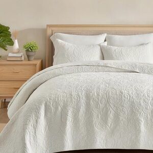 EVERGRACE 100% Cotton Paisley Quilt Set, Queen Full/Queen Paisley Flax white